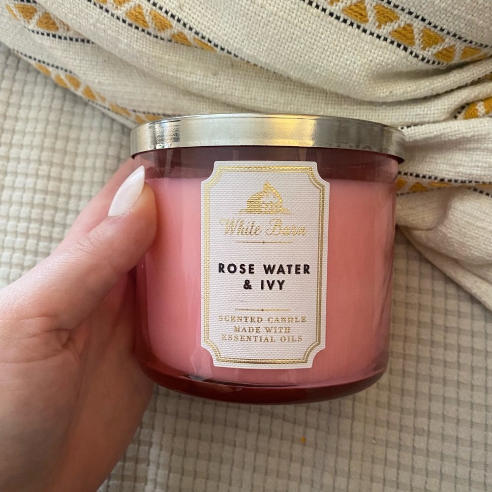 Bath and body works candle